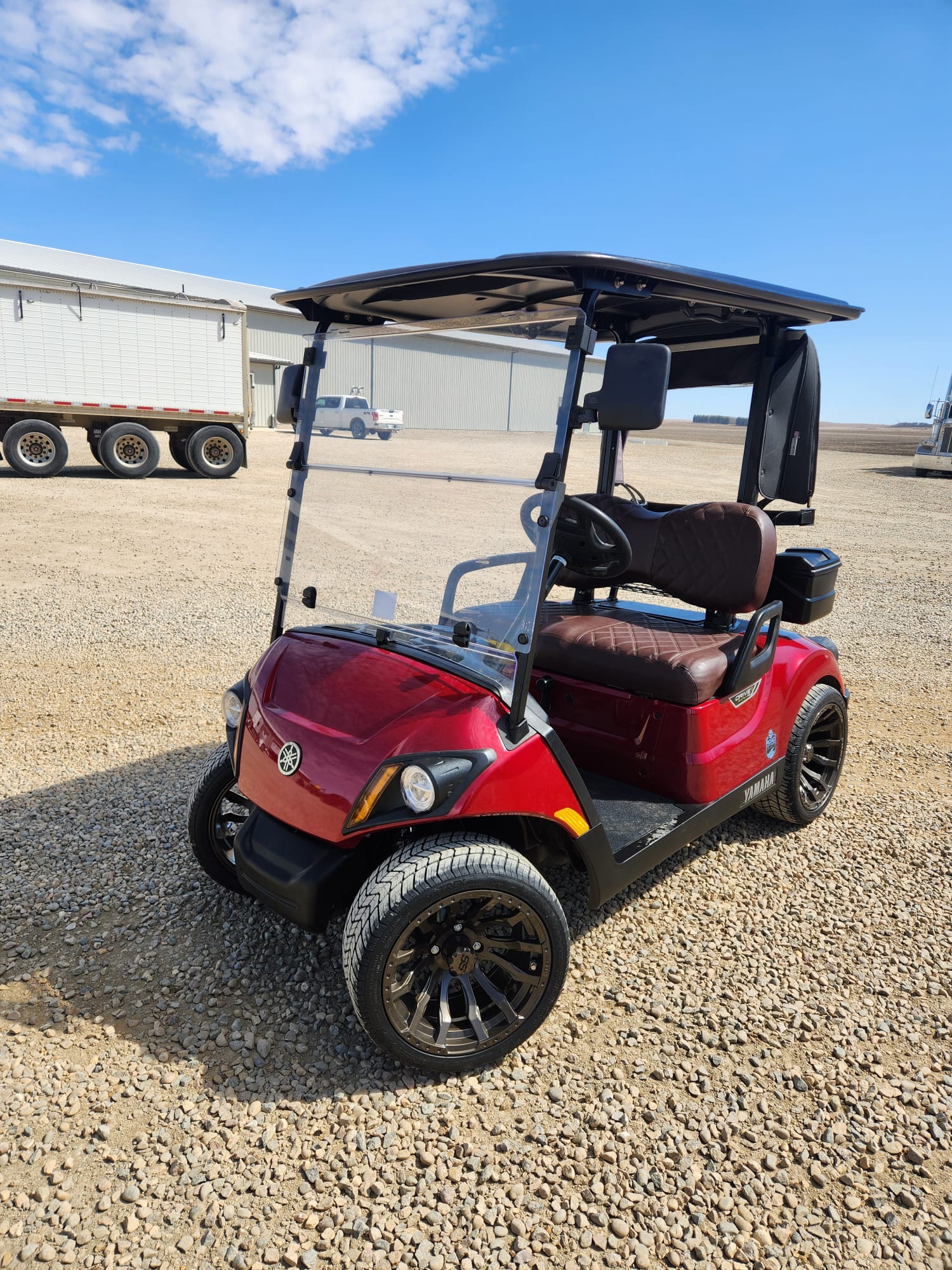 Candy red Yamaha with brown diamond interior